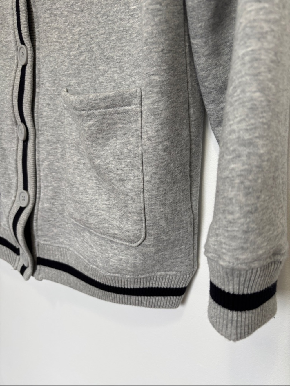 GAP Heather Gray Button-Front Women's Varsity Cardigan with Navy Trim XS - Picture 5 of 8